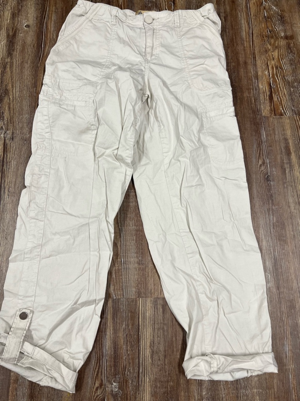 Y2k Cream Democracy low rise cargo capri pants Size 6